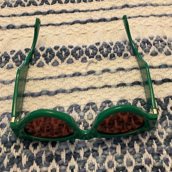 LE Specs Kelly Green sunglasses